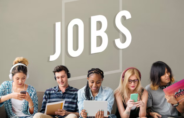 best high-paying jobs for creative professionals in 2025