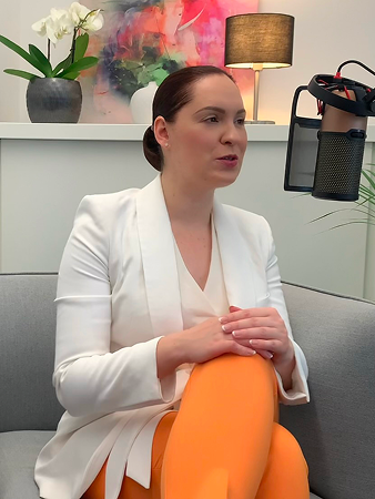 Julia Lach: World’s 5 Emerging Women Leaders